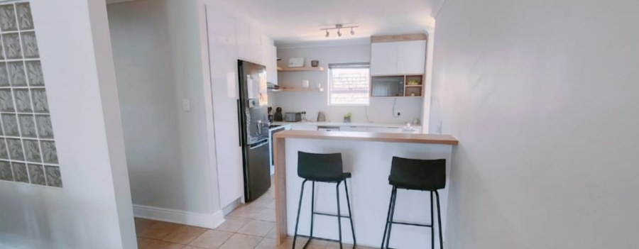To Let 3 Bedroom Property for Rent in Summerstrand Eastern Cape
